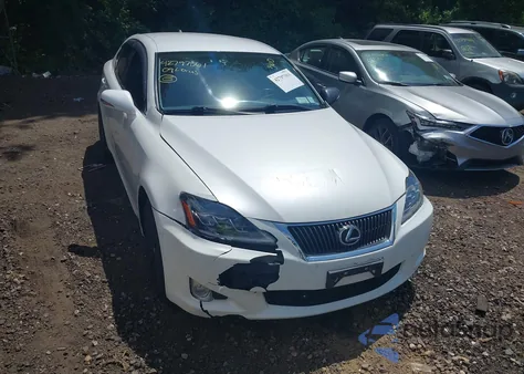 2009 Lexus Is 250 z USA, uszkodzony, nr VIN JTHCK262X92028822